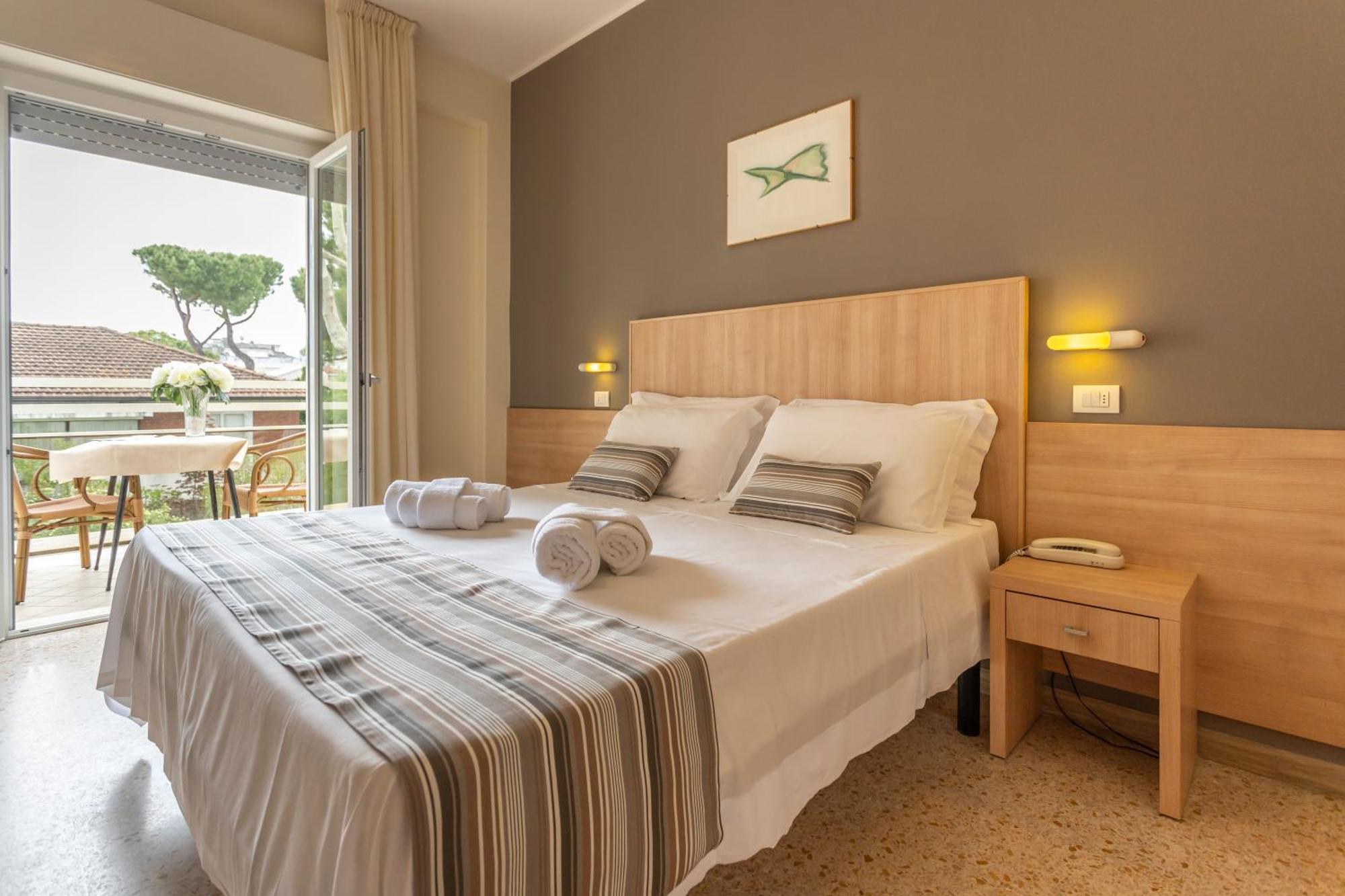 Hotel Cormoran Ричоне Екстериор снимка