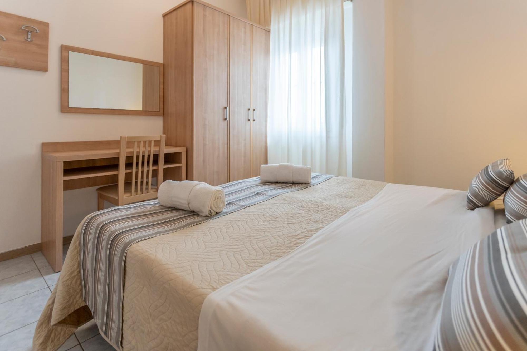 Hotel Cormoran Ричоне Екстериор снимка