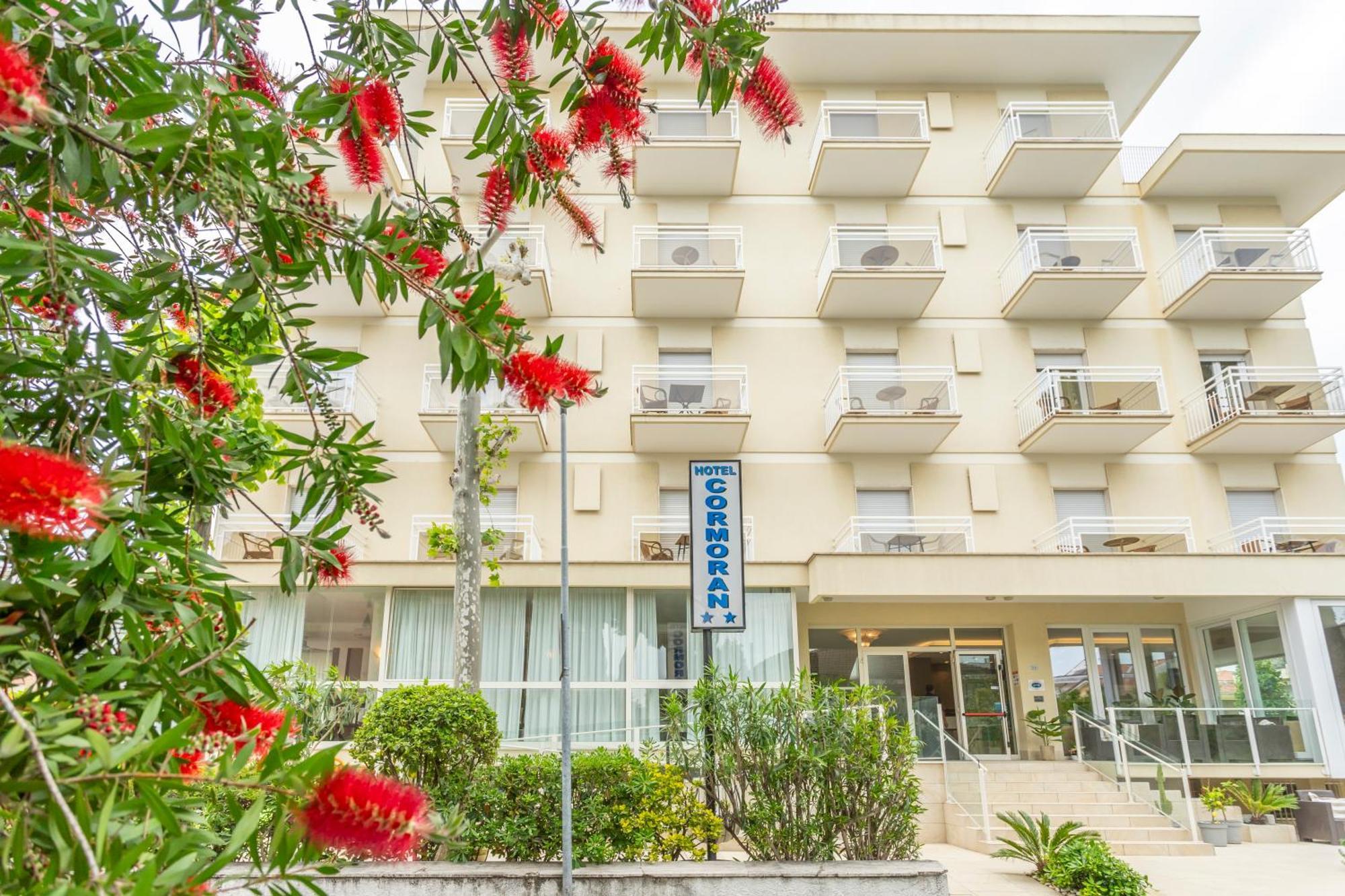 Hotel Cormoran Ричоне Екстериор снимка