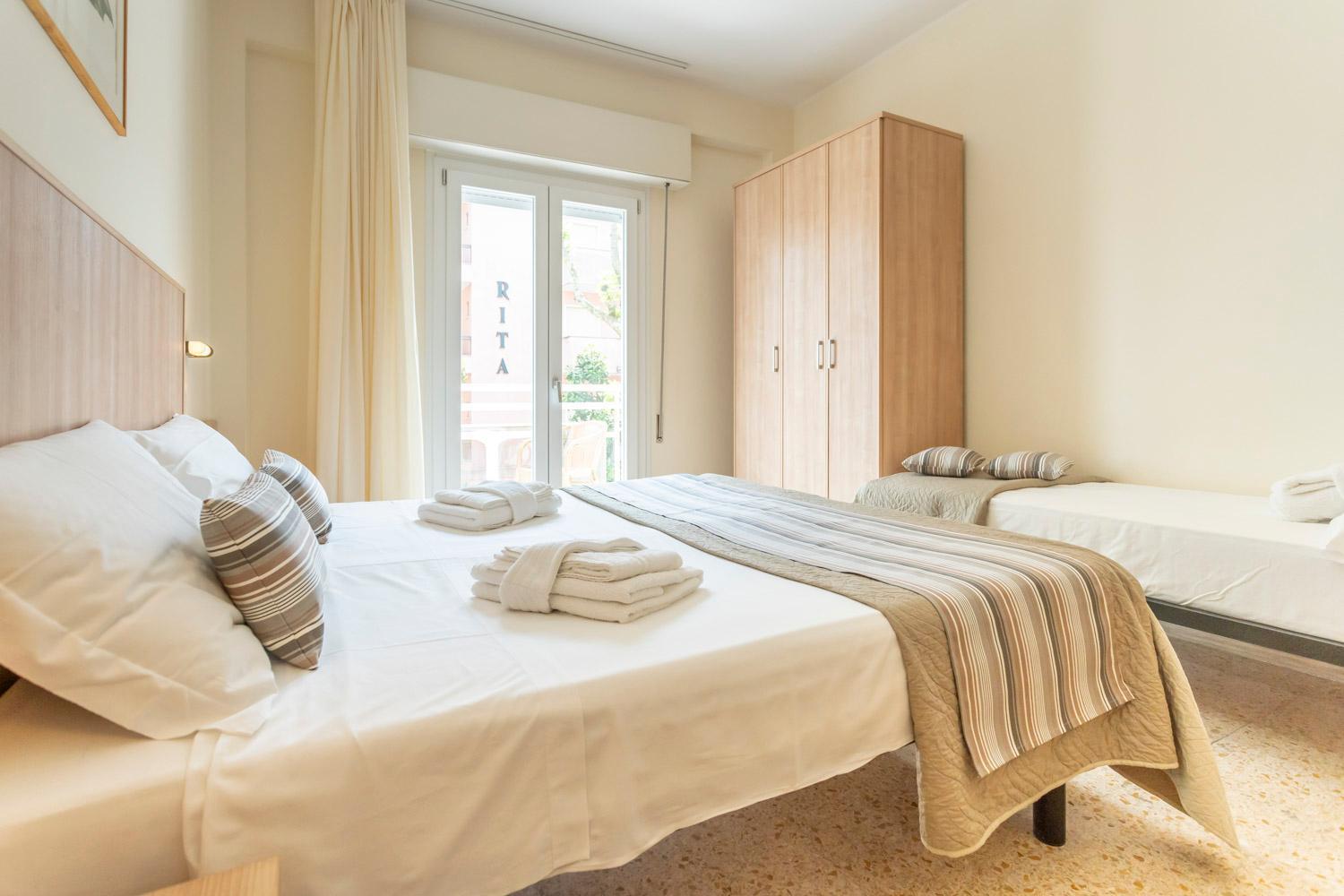Hotel Cormoran Ричоне Екстериор снимка