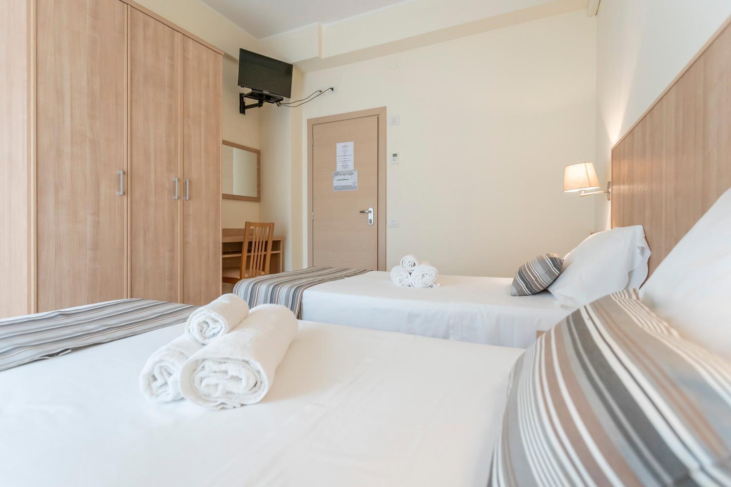Hotel Cormoran Ричоне Екстериор снимка