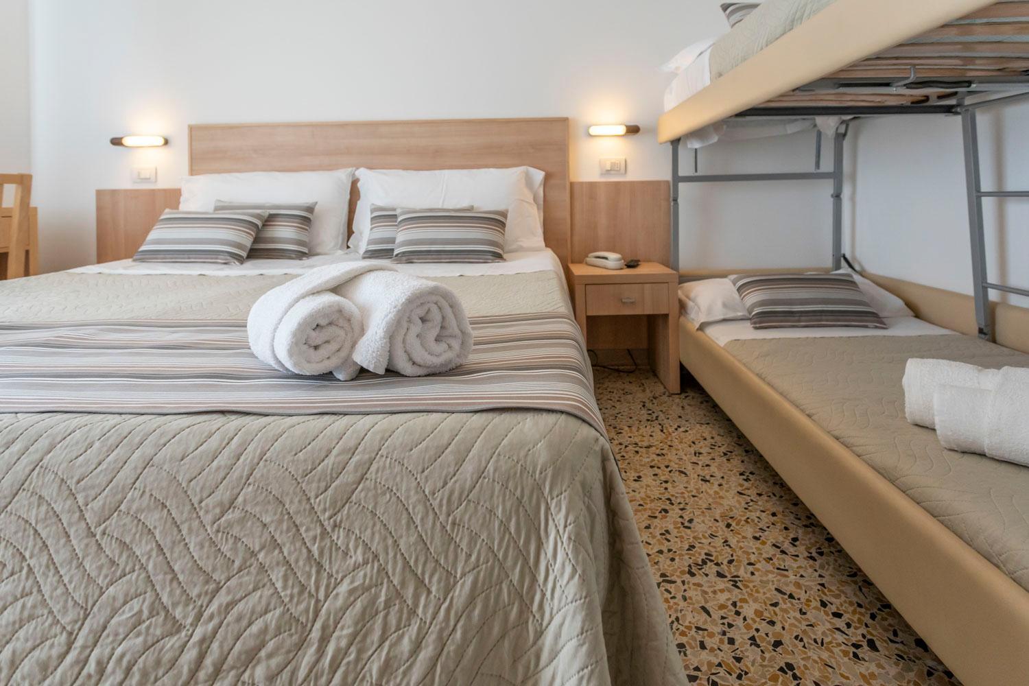 Hotel Cormoran Ричоне Екстериор снимка